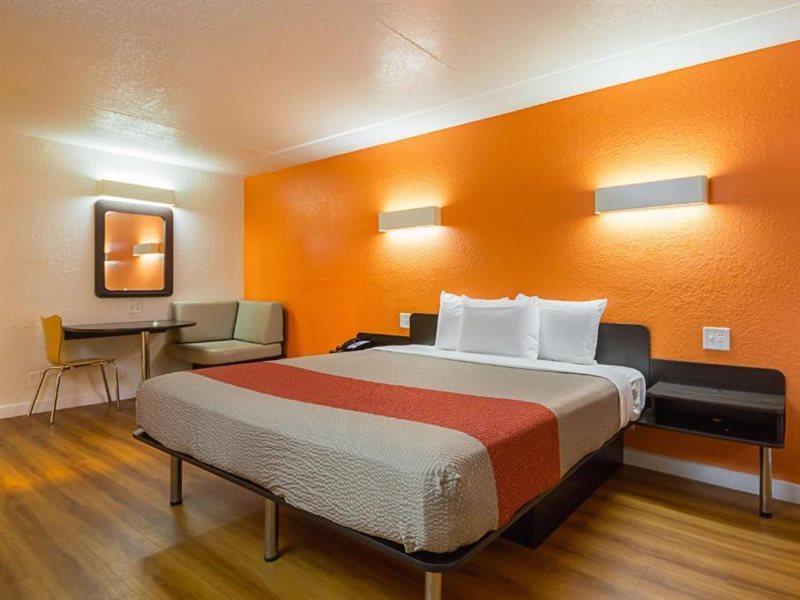 Motel 6-Garland, Tx - Northeast Dallas Экстерьер фото